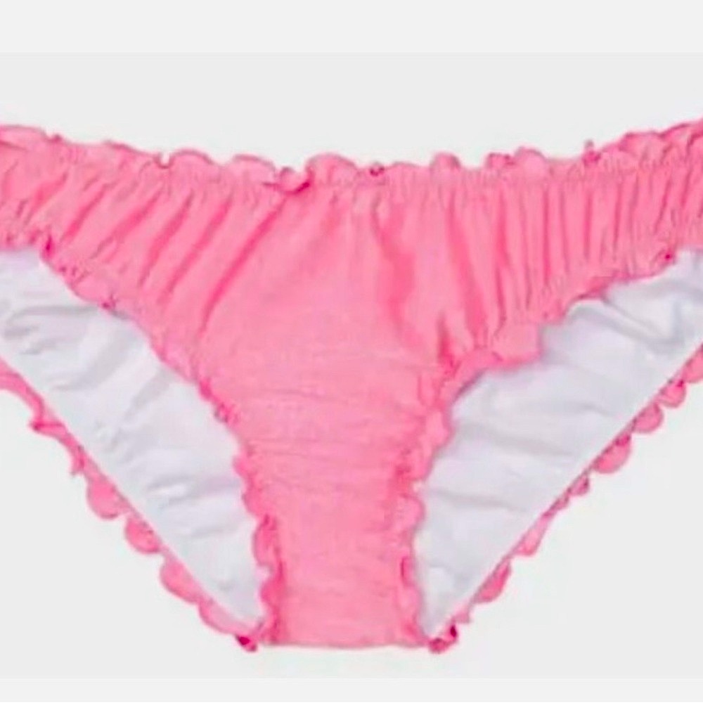 NWOT Victoria Pink Ruffled Bikini